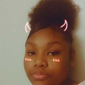 Meet your Posher, Donijah